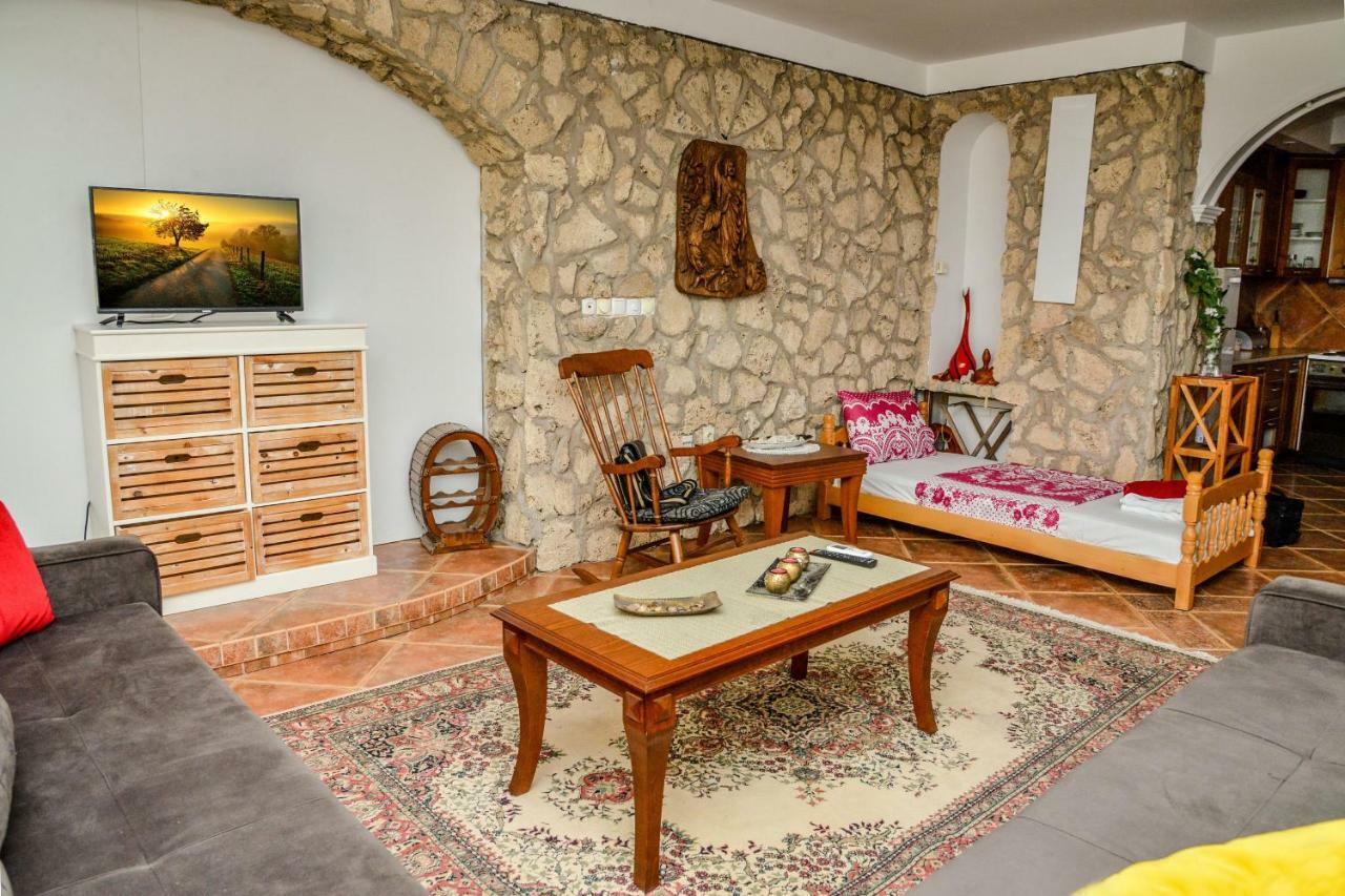 Tomas Apartments Üsküp Dış mekan fotoğraf